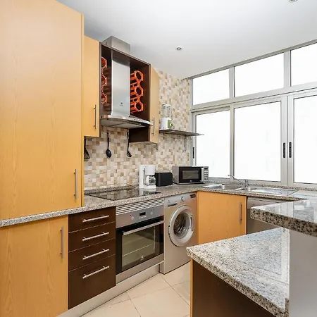 Apartment Front At Da Rocha *